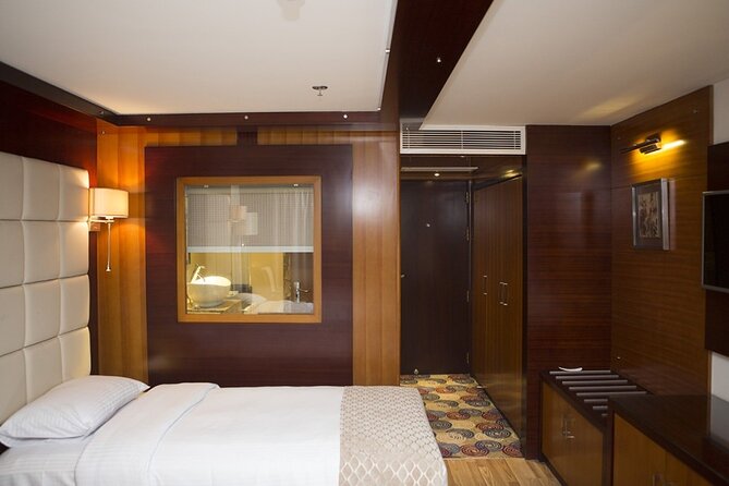1 Night Nile Cruise from Aswan to Luxor - Dinner and breakfast are included, so you can stop planning