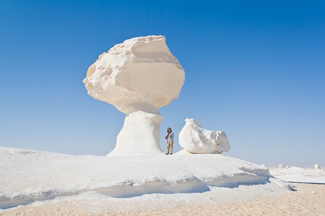 2 Day Bahariya Oasis White Desert Tour - Why the White Desert needs 4WD and a guide