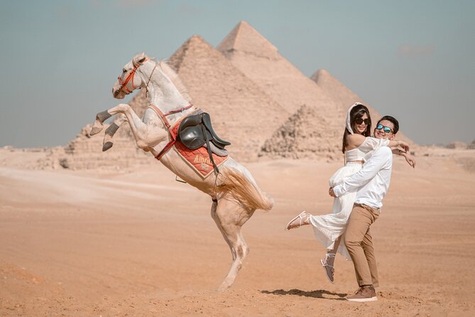 2 hrs Unique Photo session (PhotoShoot) at the Pyramids of Giza - Why this photo session works at Giza (and not just for photos)