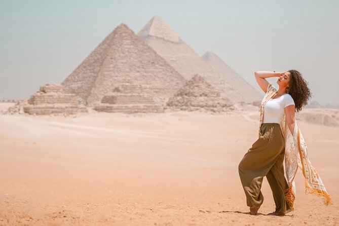 2 hrs Unique Photo session (PhotoShoot) at the Pyramids of Giza - The real value: a “usable photos” package, not just time at the pyramids