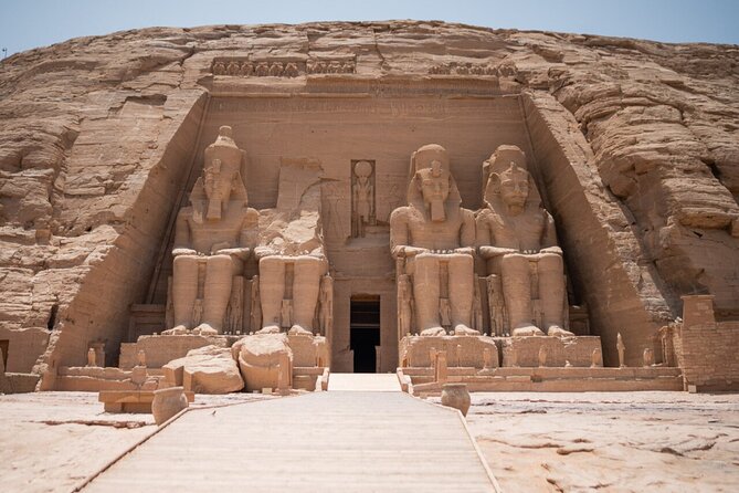 3-Day Nile Cruise with Hot Air Balloon from Cairo by Flights - Checking in on the 5-star cruise and sailing toward Edfu