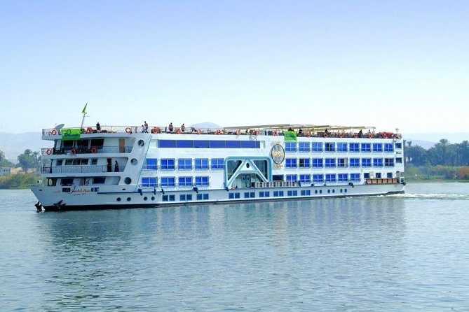 3 Nights Cruise Aswan to Luxor including Abu Simbel, Nubian Village&Air Balloon - Soheil Island Nubian Village: a family visit, not a souvenir stop