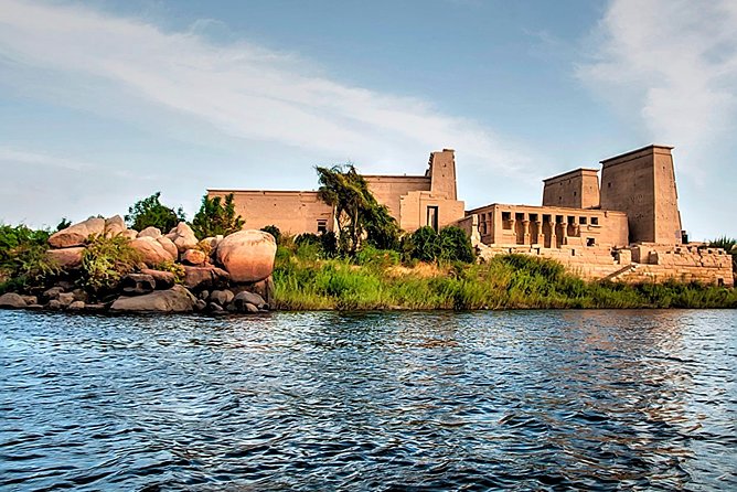 3 Nights Nile Cruise include hotair ballon, sound&light AbuSimbel - Kom Ombo: crocodiles, astronomy vibes, and an easy onboard meal