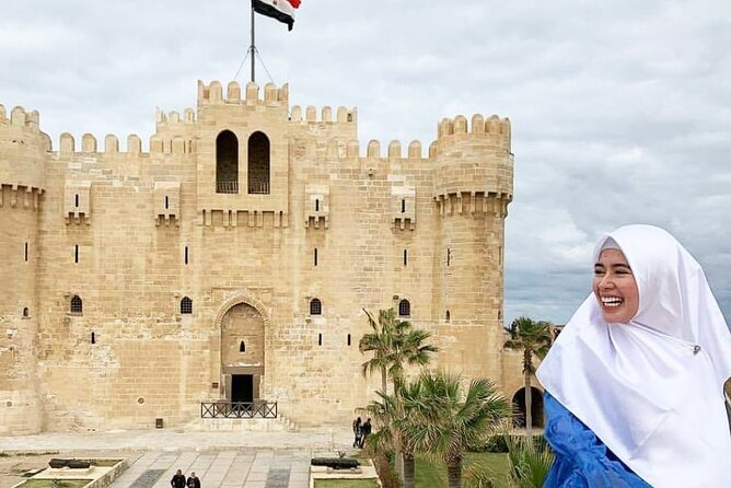 4 Day: Cairo and Alexandria Short Break - Day 2 Giza Plateau classics, plus the Egyptian Museum in Cairo