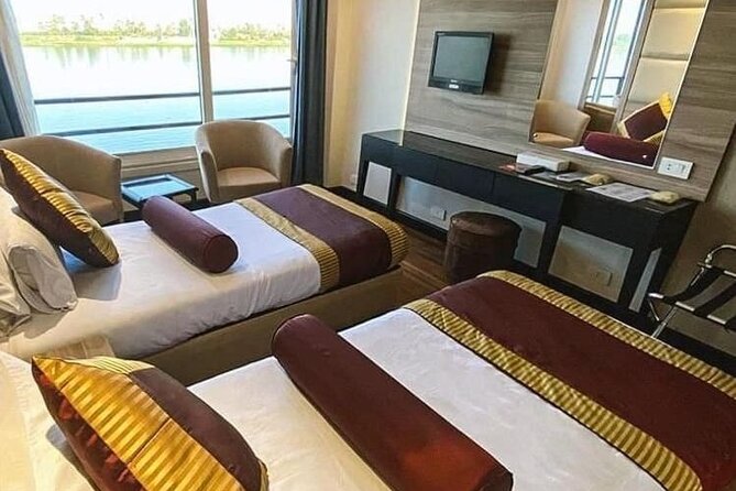 4 Days 3 Nights Cruise Aswan To Luxor, Abu Simbel and Air Balloon - Abu Simbel sunrise day, then Kom Ombo’s dual temple stop
