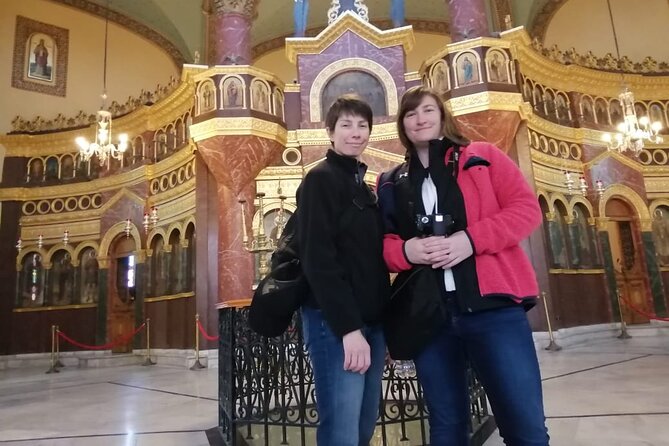4-Hours Half Day Tour Coptic Churches ,Cave church & Garbage City - Inside the Cave Church: Engravings, Bible Stories, and Cave Atmosphere