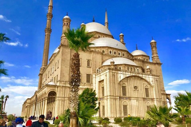 4-hours private Coptic and Islamic Cairo day tour - Old Cairo bazaar time: shop smart, not stressed