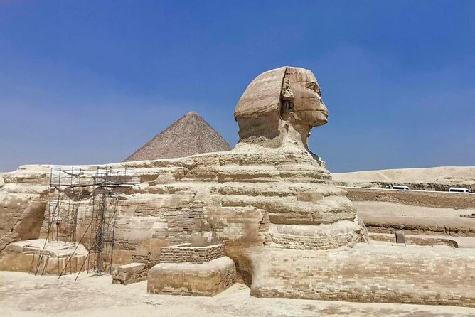 5 Hours Private tour to Giza pyramids Sphinx and Old Coptic Cairo - Old Coptic Cairo in 90 minutes: Abu Serga, the Hanging Church, and Ben Ezra