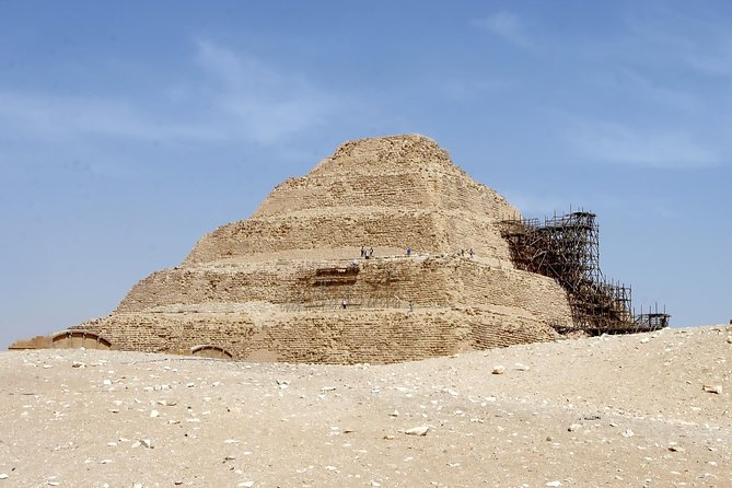 6 Hours visit to Giza pyramids sphinx and Sakkara - The pacing: how you fit two UNESCO giants into about 6 hours