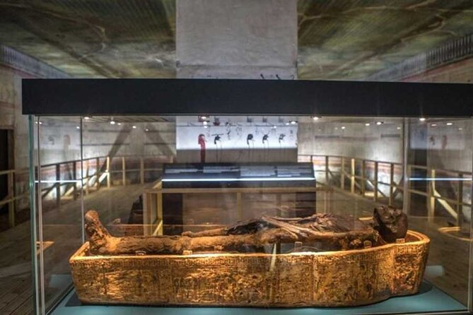 7-Hours Guided Tour to Giza Pyramids and Mummies Museum + Lunch - NMEC in Cairo: Where the Mummies Become Personal