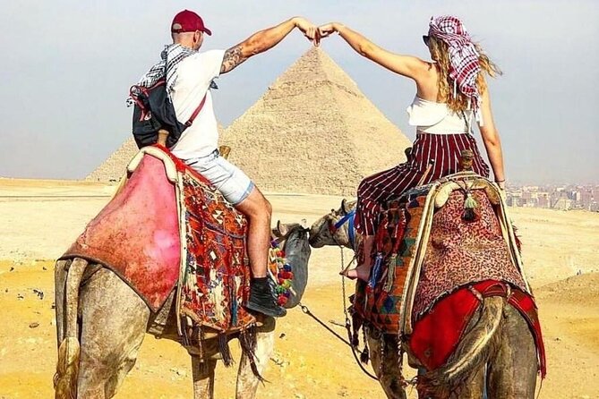 8 Hours Private trip to Giza pyramids Sakkara Memphis & shopping - Shopping time: papyrus, perfume, and cotton without losing your mind