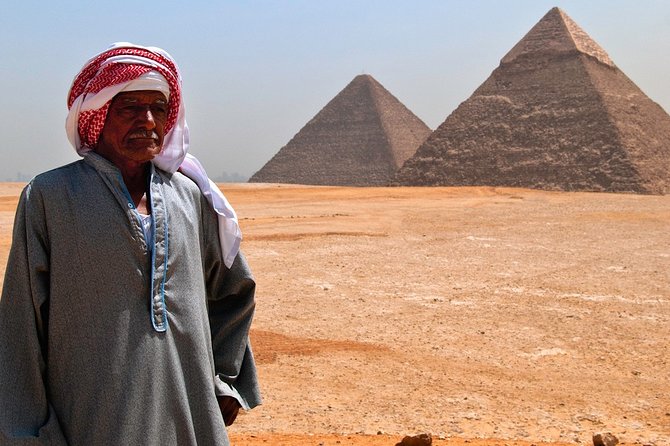 9- Days Package around Egypt Giza , Nile Cruise with Abu Simbel - The route that makes it cheaper: sleeper trains plus a Nile cruise