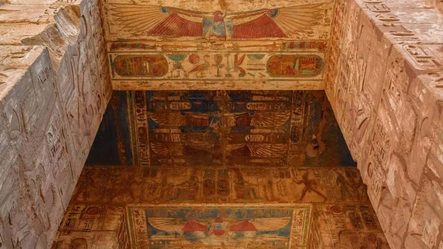 A Luxor Excursion to Habu Temple, Valley of Workers & Queens - Why this West Bank mix of sites works so well