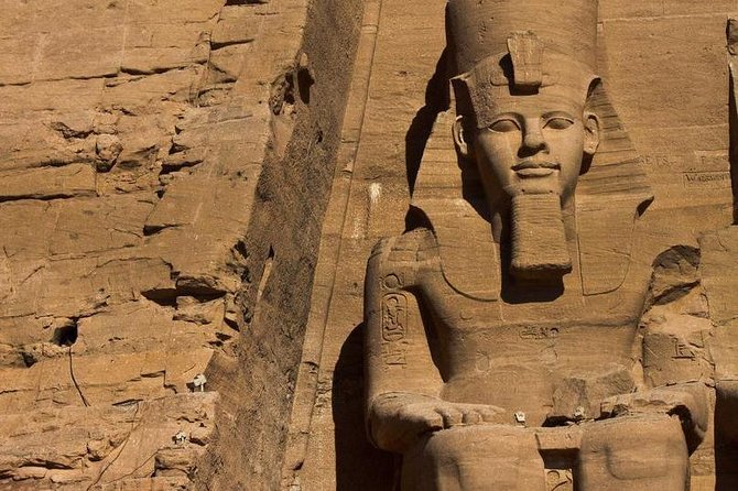 Abu Simbel Excursion 1 Day Trip from Aswan (Sharing Bus & Egyptologist Guide) - Great Temple of Rameses II and Hathor: what you will see