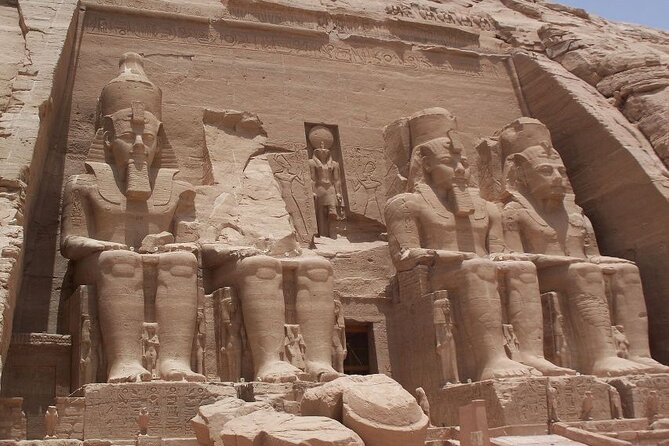 Abu Simbel Temple Day Trip with Hotel Pickup From Aswan - The time crunch: you have a day, not a slow museum visit