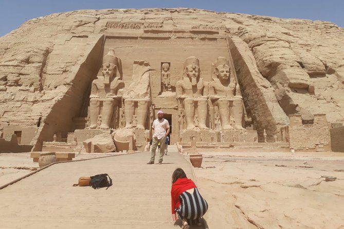 Abu Simbel Temples Private Day Tour by Luxury Car from Aswan - Language and guide quality, what to look for