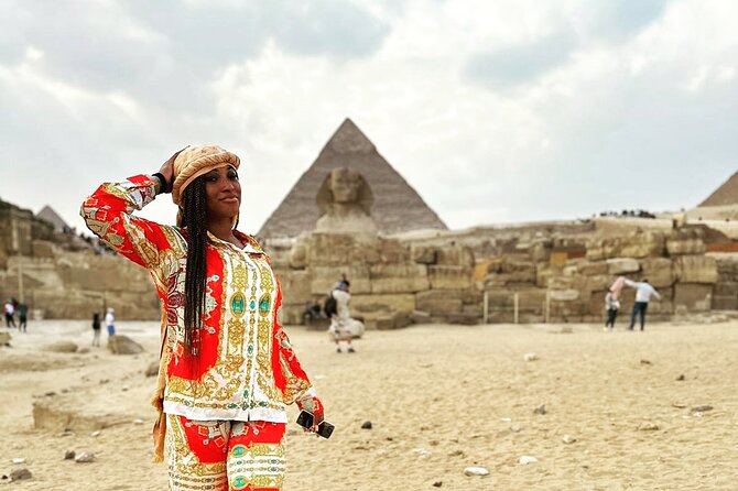 All Inclusive Day Trip to Pyramids of Giza, Sphinx and Saqqara - Getting Picked Up and Staying in a Private Rhythm