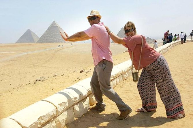 All Inclusive Private Trip to Giza Pyramids,sphinx , Camel ride - Entering Giza: Great Pyramid Views and the Pharaohs in Context