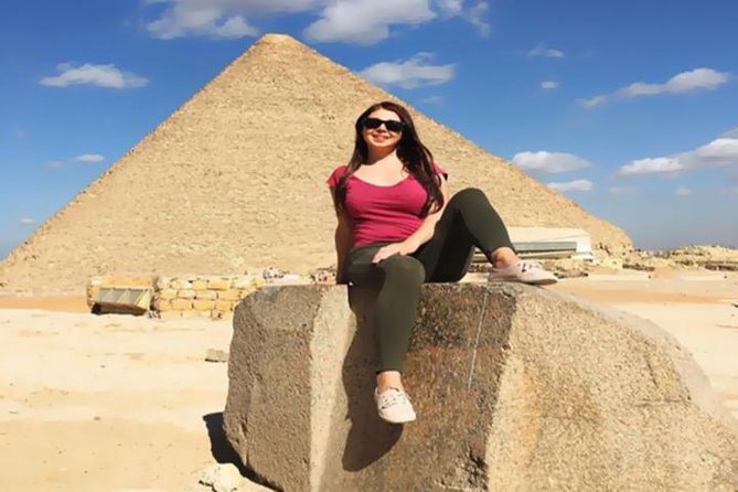 All inclusive Tour to Giza pyramids,Sphinx,inside pyramid,Camel - Lunch, bottled water, and the comfort details that matter