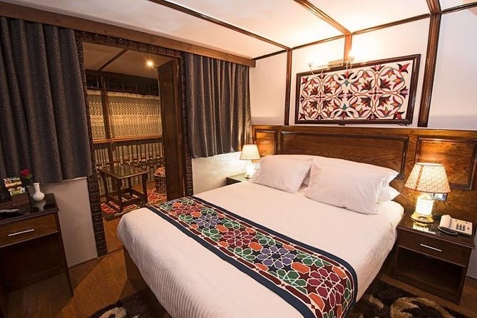 Amazing 4-Days Nile Cruise from Aswan To Luxor with sightseeing and Abu simbel - Luxor Temple and the East Bank feel: stories after the crowds thin