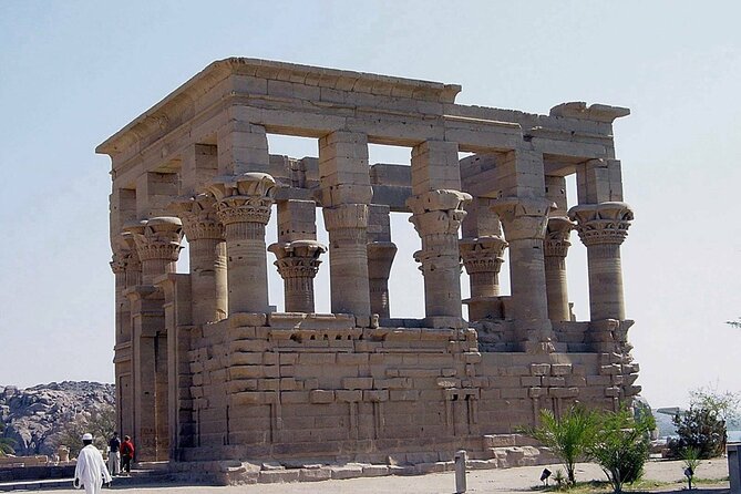 Amazing 4-Days Nile Cruise from Aswan To Luxor with sightseeing and Abu simbel - West Bank day: Valley of the Kings, Hatshepsut, Memnon, then Karnak