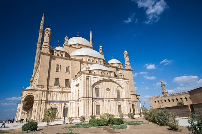 Amazing Full Day tour Egyptian Museum, Citadel of Saladin and Old Cairo - Old Cairo’s Coptic core: Hanging Church and the Fort of Babylon