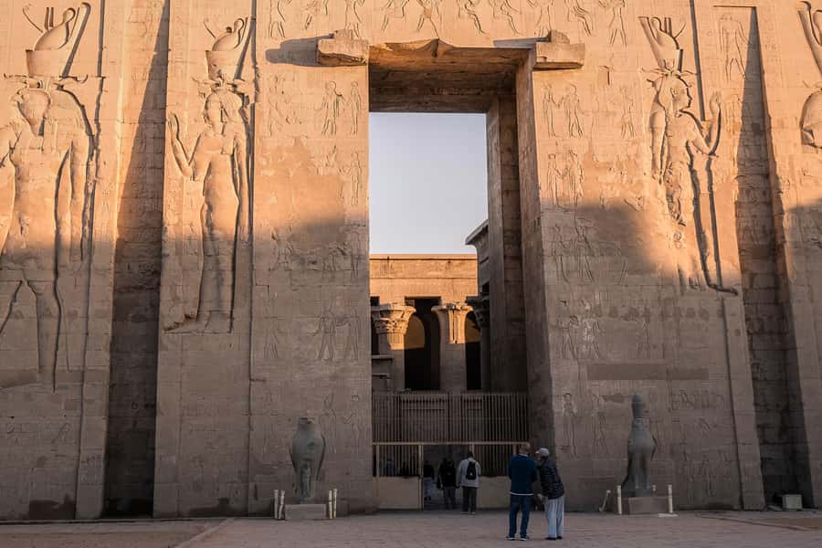 Aswan: 3 Days Nile River Cruise & Hot Air Balloon Ride - Your Nile Cruise Starts with a Smooth Aswan Pickup