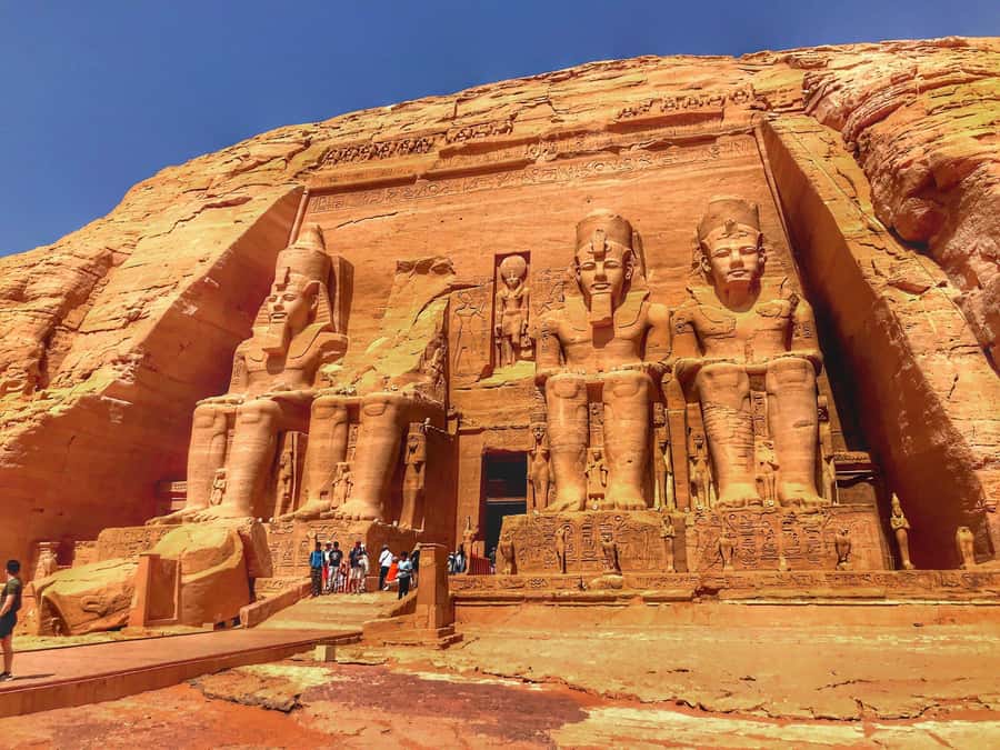 Aswan: Abu Simbel Group Tour with Guide and Entrance Fees - Guides matter: from Shazly Ali to Mina Hany