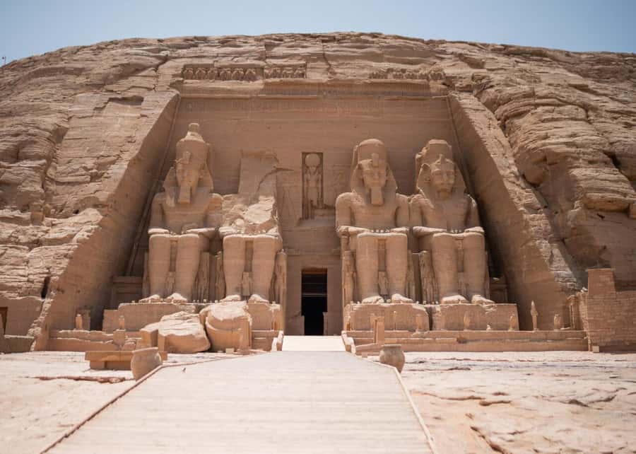 Aswan: Abu Simbel Group Tour with Guide and Entrance Fees - The Aswan ride: long, but usually smooth