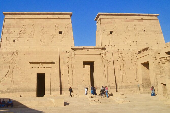 Aswan: Edfu and Kom Ombo Day Tour with Luxor Transfer - Who this tour fits best