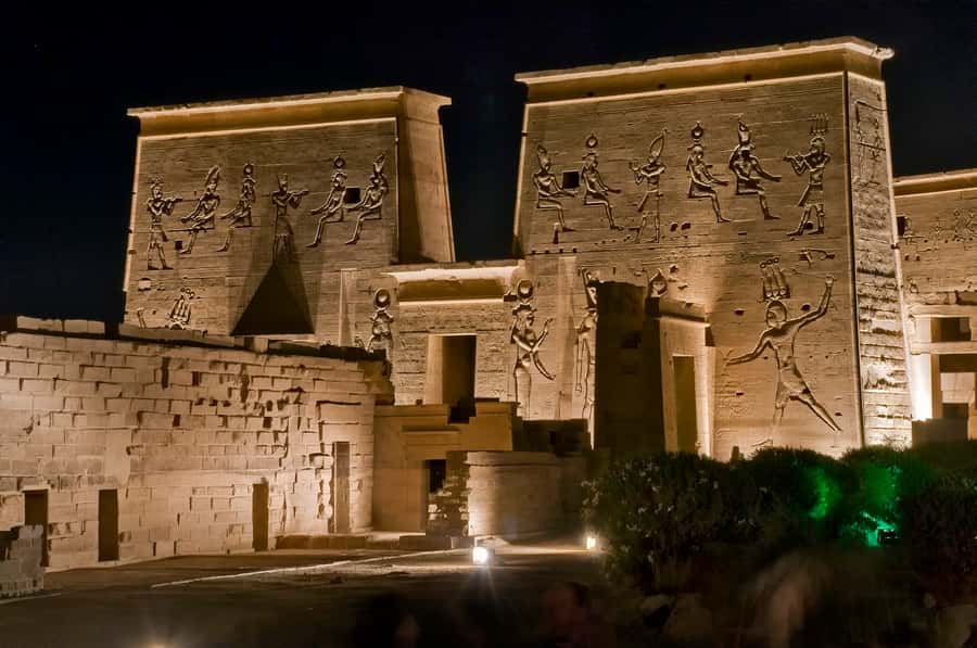 Aswan: Philae Temple Sound & Light Show with Entrance Fees - Why Philae Temple at Night Feels Different From the Day