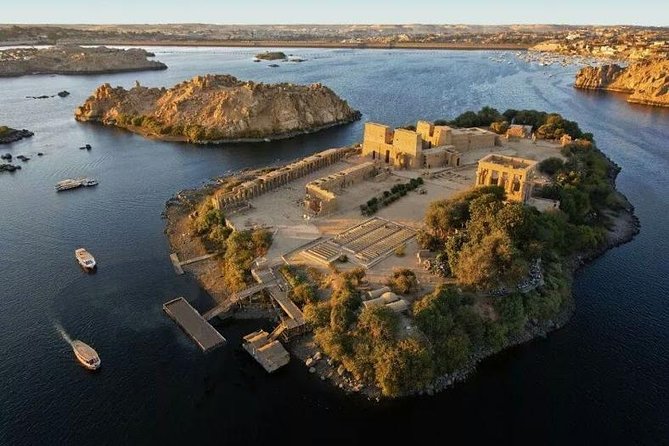 Aswan Trip,Philae,the High Dam, Unfinished Obelisk - The Unfinished Obelisk: where you can spot the process
