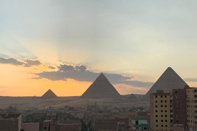 Best Full-Day Tour to Giza Pyramids Egyptian Museum and Bazaar - Hotel Pickup, Air-Conditioned Transport, and a Realistic Rhythm