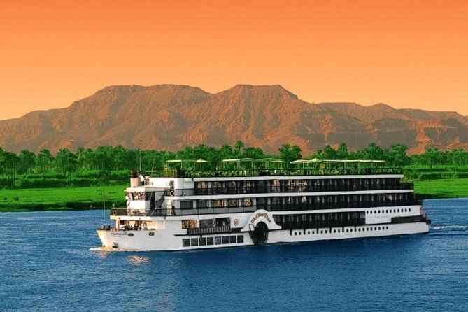 Budget 4-Day Nile Cruise from Aswan to Luxor - Day 2: Kom Ombo, Edfu, and the rhythm of sailing through Esna