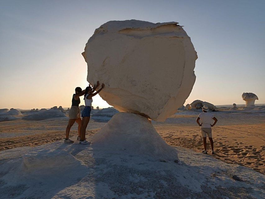 Cairo: Bahariya Oasis & White Desert A Private Day Adventure - Meals and the feel of local food