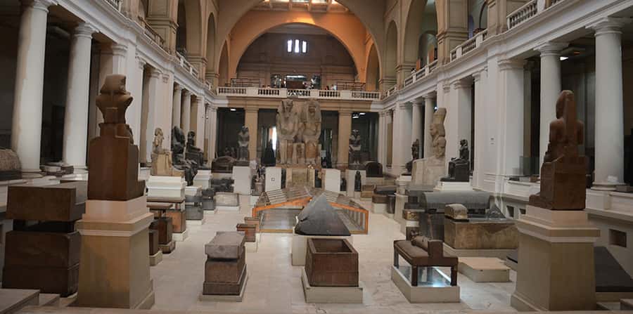 Cairo: Egyptian Museum, Citadel, and Old Cairo Guided Tour - How the guide makes or breaks Cairo timing