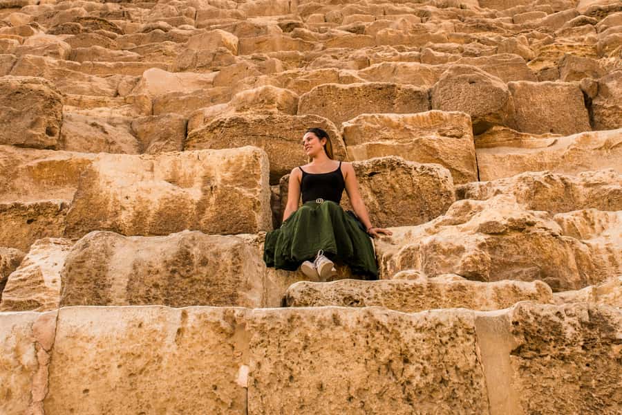 Cairo: Egyptian Museum, Pyramids & Bazaar Tour - The Egyptian Museum: Making 5,000 Years Feel Human