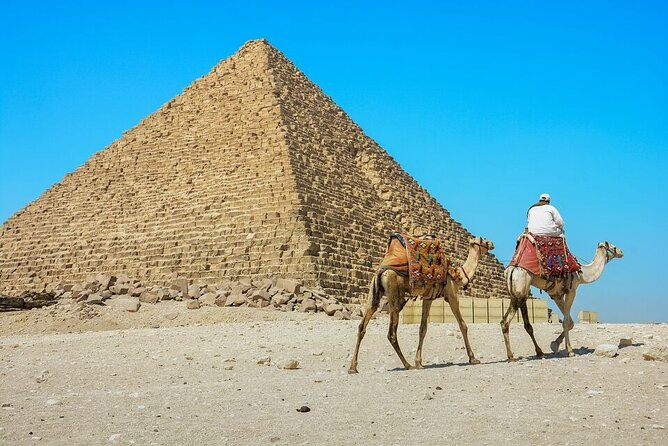 Cairo/Giza: 2-Day Pyramid, Museum, Bazaar Private Tour - Day 1 in Cairo: museum first, then Nile time, then Old Cairo streets