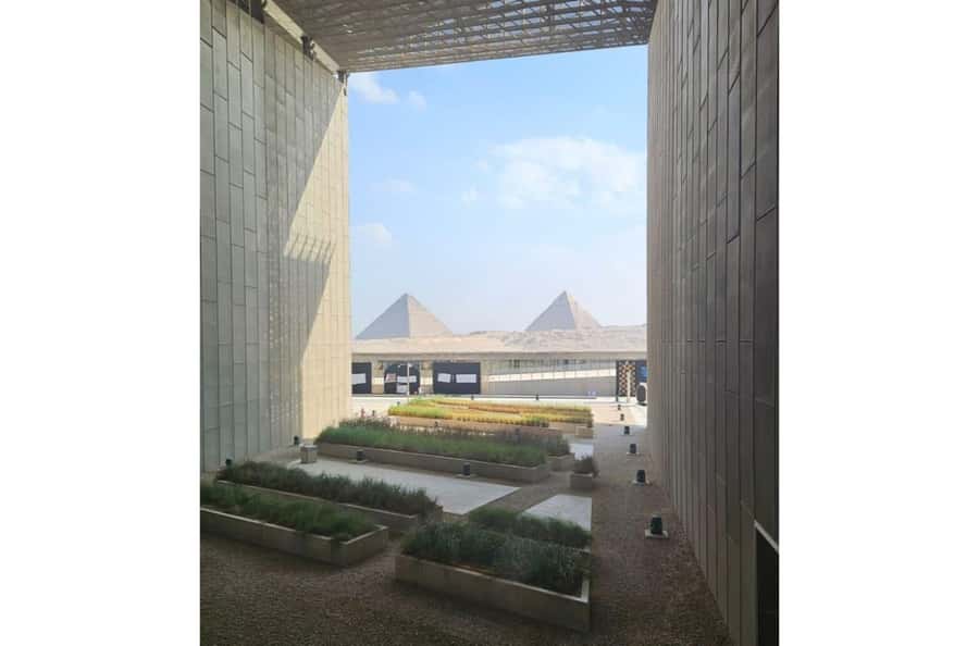 Cairo: Giza Pyramids & Grand Egyptian Museum Tour with Lunch - Photo time you control, plus the camel ride option