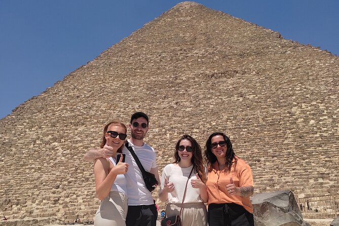 Cairo, Giza Pyramids, Great Sphinx, Egyptian Museum and Bazaar Private Tour - Giza Pyramids Circuit: Cheops, Chephren, Menkaure, and the Valley Temples