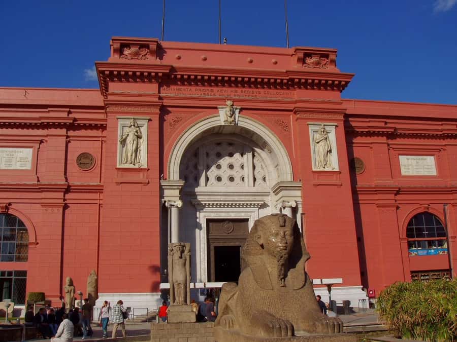 Cairo: Giza Pyramids, Museum & Tahrir Square Private Tour. - Why This Private Giza-and-Cairo Day Plan Makes Sense