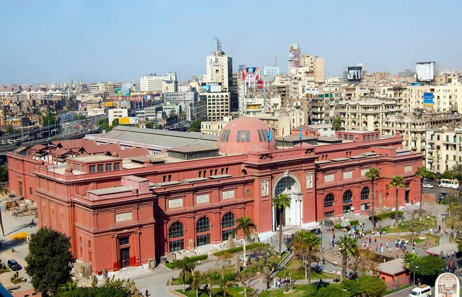 Cairo: Giza Pyramids, Museum & Tahrir Square Private Tour. - Tahrir Square for Modern Cairo Context