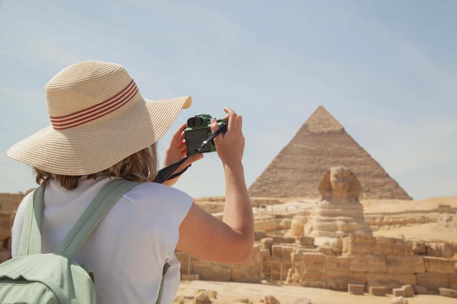 Cairo: Giza Pyramids, Sakkara & Dahshur All-Inclusive Tour - Saqqara first: the Djoser step pyramid and the feeling of the necropolis