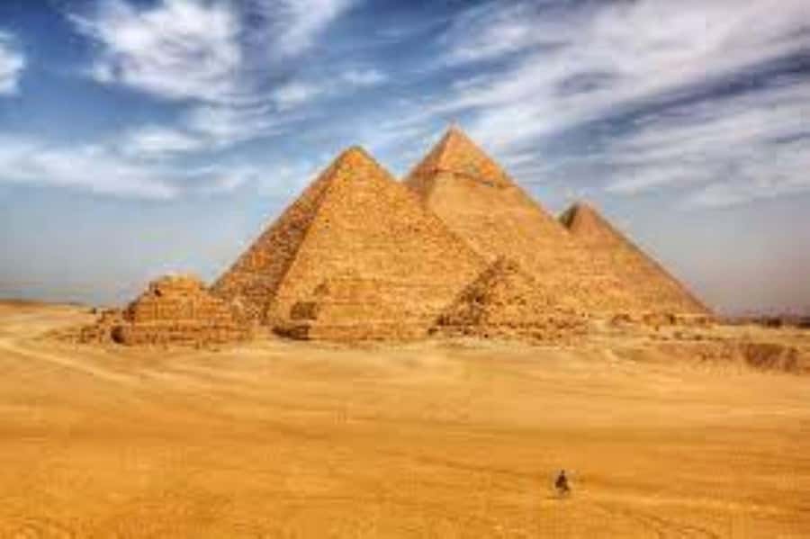 Cairo: Giza pyramids, Sphinx, and Great Pyramid Tour - Who should book this tour, and who should skip it