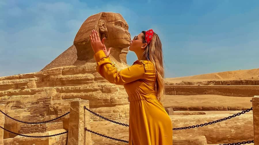 Cairo: Giza Pyramids, Sphinx, Sakkara & Dahshur Privte Tour - Guides and languages, what can make or break the day