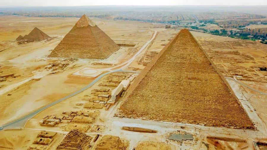 Cairo: Giza Pyramids, Sphinx, Sakkara & Dahshur Privte Tour - Saqqara’s Step Pyramid of Djoser, the oldest major stone step
