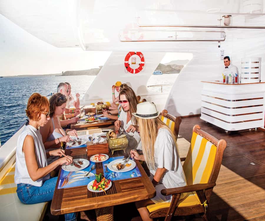 Cairo: Luxury Snorkeling Cruise & lunch with optional pickup - Why Jabal el Sakka is the point of this day trip