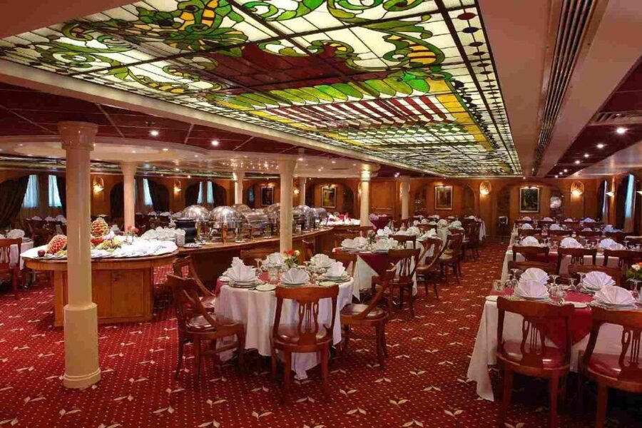Cairo: Nile Dinner Cruise with Belly Dancer Show and Music - Cairo city lights from the river: the photo and atmosphere payoff