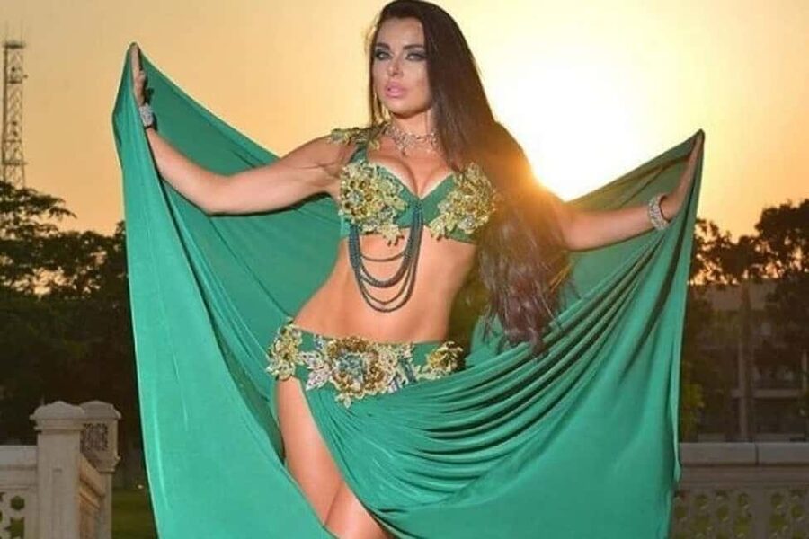 Cairo: Nile Dinner Cruise with Belly Dancer Show and Music - From Cairo or Giza pickup to boarding: how the timing usually works