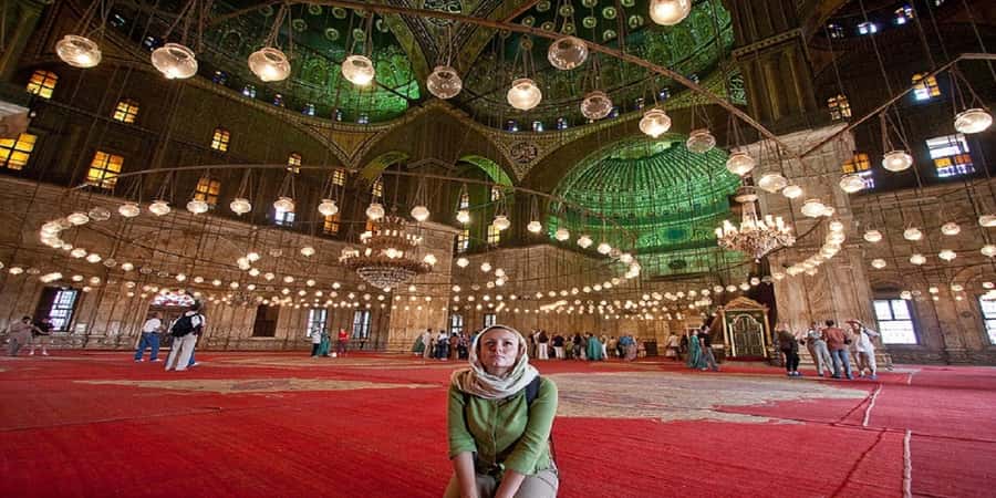 Cairo: Old Cairo Guided Tour by Car with Lunch and Pickup - Khan el-Khalili shopping: loud, crowded, and good for a quick win